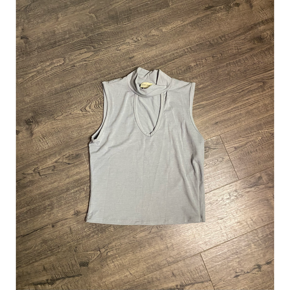 Enough about me crop top size small grey